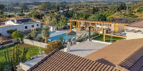 Aura International Women Retreat 5 Days in Malaga