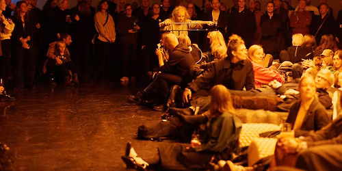 Finissage & performance i Hjems\u00f8kt hus | Siste mulighet!