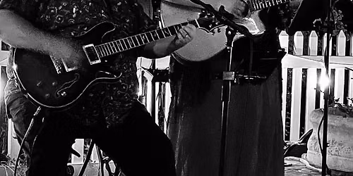 LIVE MUSIC - Fire & Rose