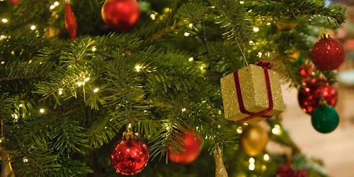 LATE-NIGHT CHRISTMAS SHOPPING EVENT