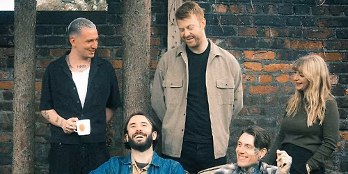 Mayflower | Manchester, Lions Den