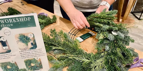 Holiday Live Wreath