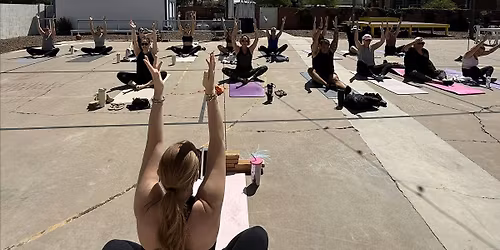 Sun & Sculpt at QuartHaus