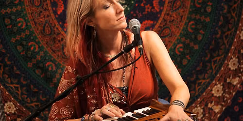 JOHANNA BEEKMAN Returns to Bhakti Shakti Kirtan