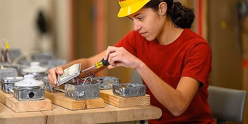 Valencia College: Residential\/ Commercial Electrician Tour