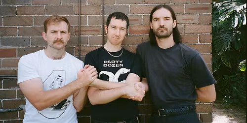 Arse (Aus) w\/ Supports