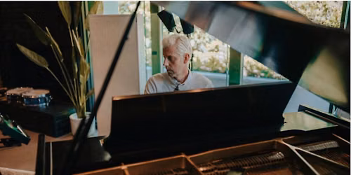 An evening with Andrew McMahon and his piano