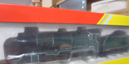 Antiques & Collectables Auction featuring jewellery, model railways, ceramics and more!