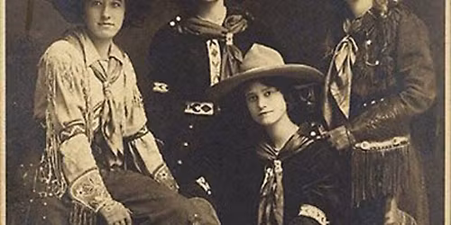 Cowgirls, a modern class photo