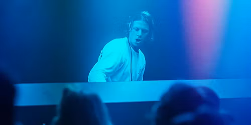 Sweaty Betty Morning Rave