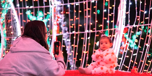 Avondazzle Holiday Light Display