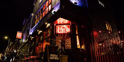 Peche 011 @ Dead Wax