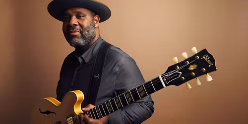 Kirk Fletcher (US) p\u00e5 Bl\u00e5 Kaktus 2025-10-31