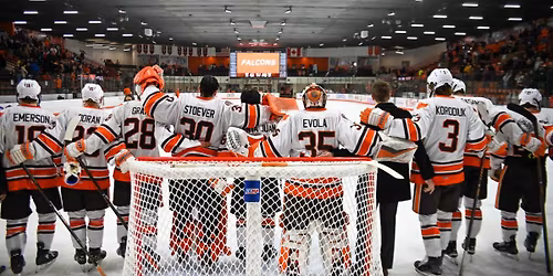 Parking Bowling Green State Falcons at St. Thomas Tommies Mens Hockey