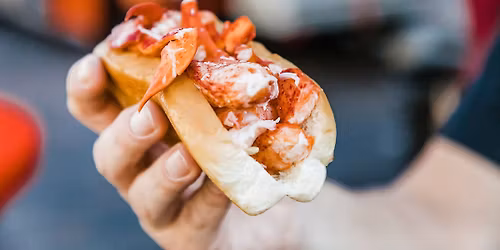 Cousins Maine Lobster Food Truck at 3 Sheeps Brewing