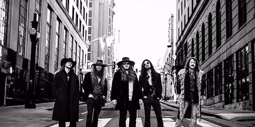 HIPPIES & COWBOYS