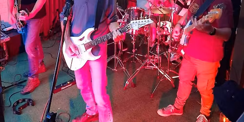 OLD-SKOOL live at 'The Old Oak Inn' Horsley Woodhouse