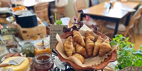 Weekend brunch p\u00e5 Surfviken vid havet!