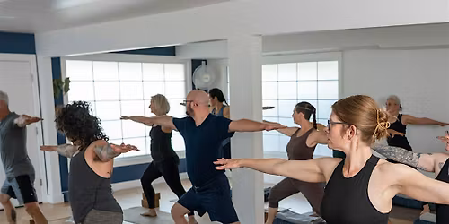 FREE commUNITY yoga class