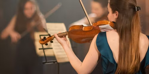 Mozart and Moonlight by Candlelight