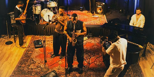 Sade's Collective with The Daydreamerz, Pocket Bells, Wav.Length