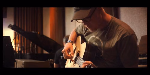 Live & Local at The Observatory Bar: Alan Little