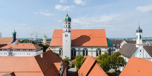 \u00d6ffentliche F\u00fchrung "Stadt der Kirchen: F\u00fchrung durch die Basilika St. Peter"