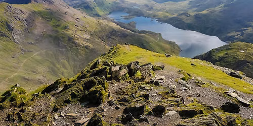 Hiking Snowdon \u2013 The Highest Mountain in Wales (Final Trip of the Season)