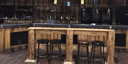 Robyn Ashley Band featured at this Months dance! 