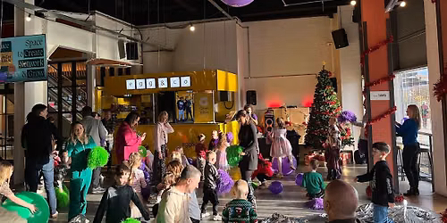 BOOMCHIKABOOM! Christmas Family Rave