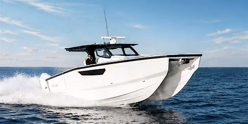 The Ducari Experience | MarineMax Harbour Towne