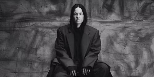 Carminho \u2013 'Eu vou morrer de amor ou resistir'