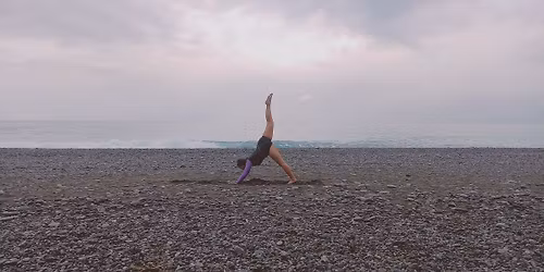 YOGA IN NATURE (HYBRID\/HYPE YOGA RETREAT)