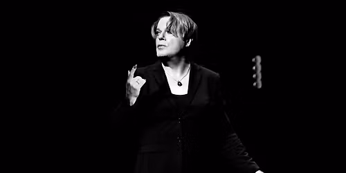 Eddie Izzard Performs Shakespeare's 'Hamlet'