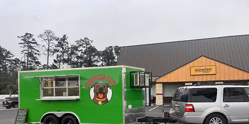 Knucks Hut @ Last Sunday @ Glynn Place Mall