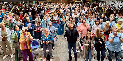 Anjas Singabend Open Air in der Freilichtb\u00fchne M\u00fclheim