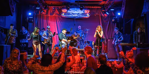 Souled Out Funk at The Oxford Saloon Xmas\/Grad Party for Marley\ud83c\udfa4\ud83c\udf93\ud83c\udf85