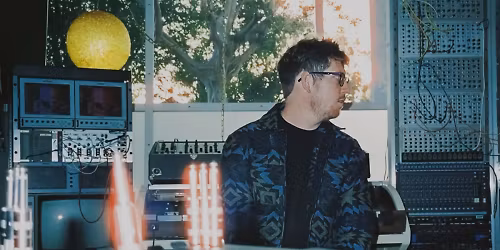 Elijah Fox in Berlin