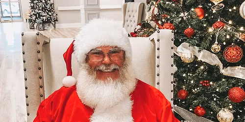 Santa Pictures FREE at Skinny's Bar & Grill