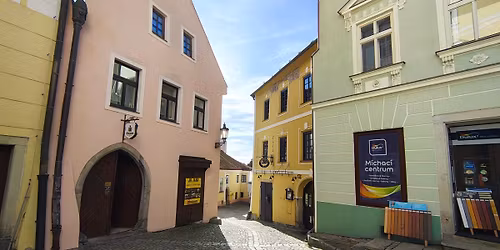 V\u00c1NO\u010cN\u00cd JIND\u0158ICH\u016eV HRADEC