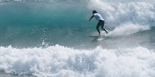 Barcelona: Clase de surf (Barcelona) Tickets