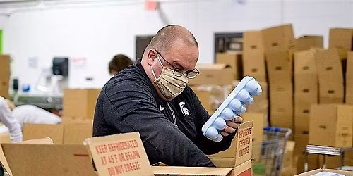 San Antonio Spartans (MSU Club) Food Bank Volunteering Event