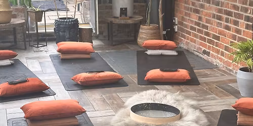 Sunrise Yoga Vinyasa Flow 7am