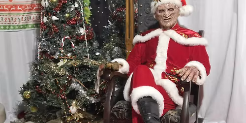 Pictures with Freddy Clause!!