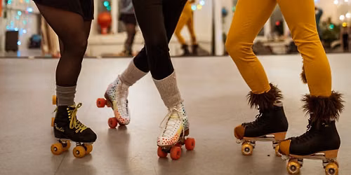 Dance on roller skates \/ level 2 