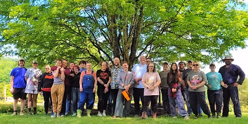 Magnolia Harbor's Community Work Day 