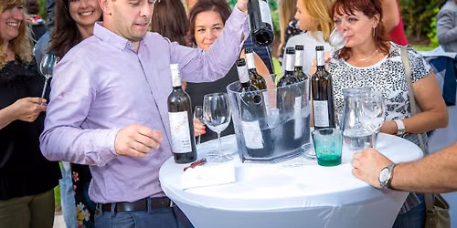 Vina\u0159stv\u00ed \u0160am\u0161ula \u010cejkovice - degustace ZA OPONOU Plze\u0148
