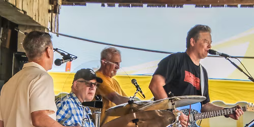 8TRACK thERApy Rocks Saturday night