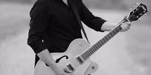 Blue Moon Beach Grill's Backyard Live Music with Bryan Campbell