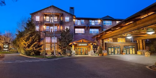 WaterFront Band at Heathman Lodge\/Hudson\u2019s Bar & Grill